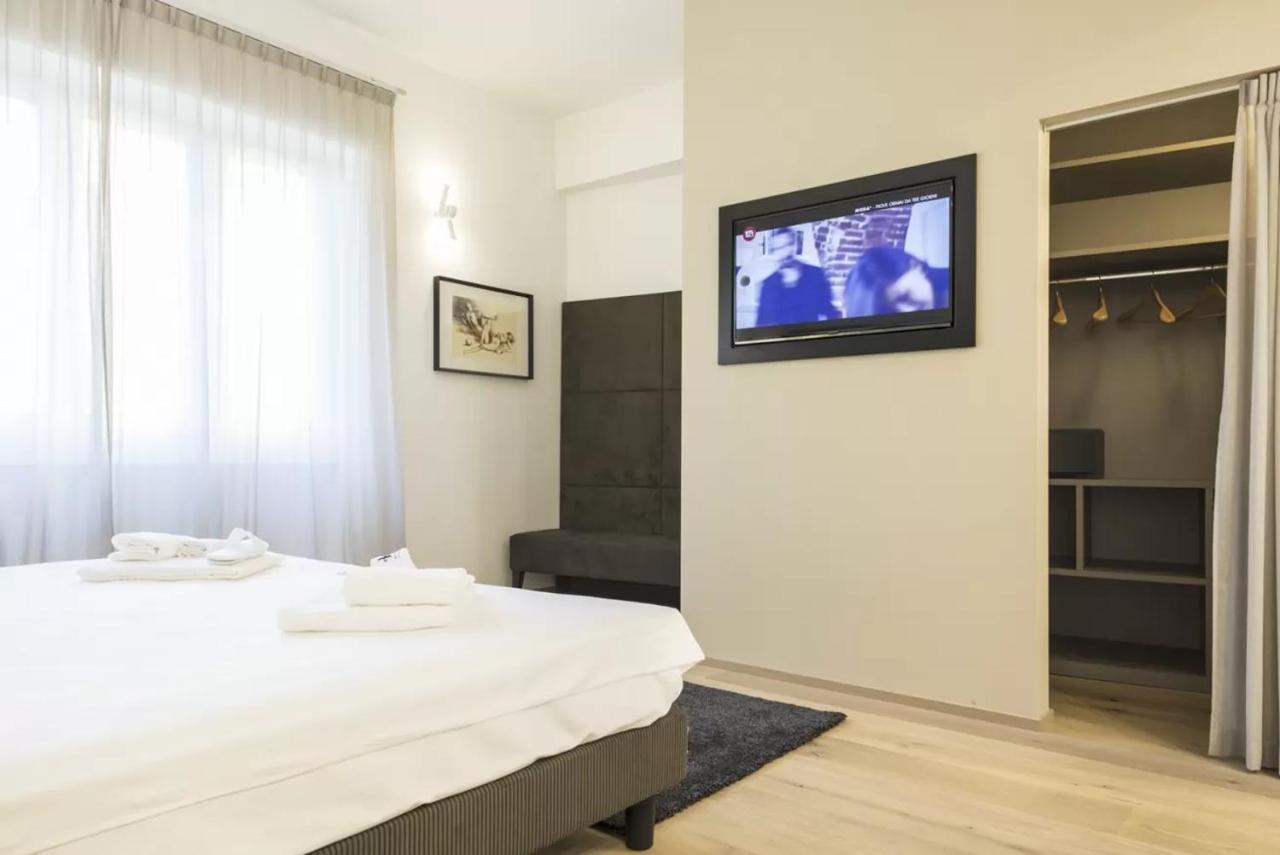 Italianway - Vittorio Emanuele 15 Appartement Milaan Buitenkant foto