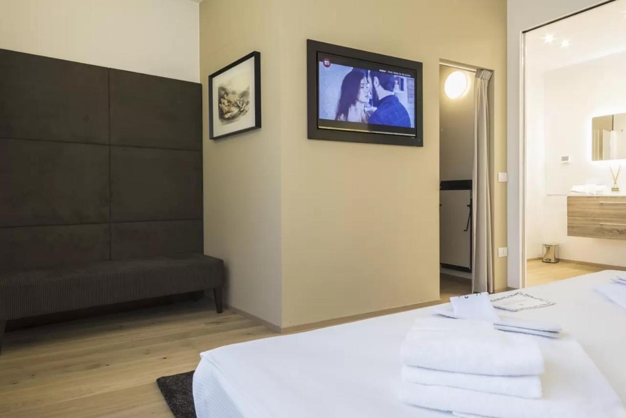 Italianway - Vittorio Emanuele 15 Appartement Milaan Buitenkant foto